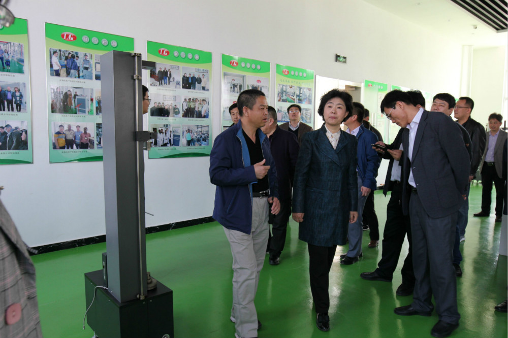 齊河縣科技局張局長(cháng)一行蒞臨我司指導工作